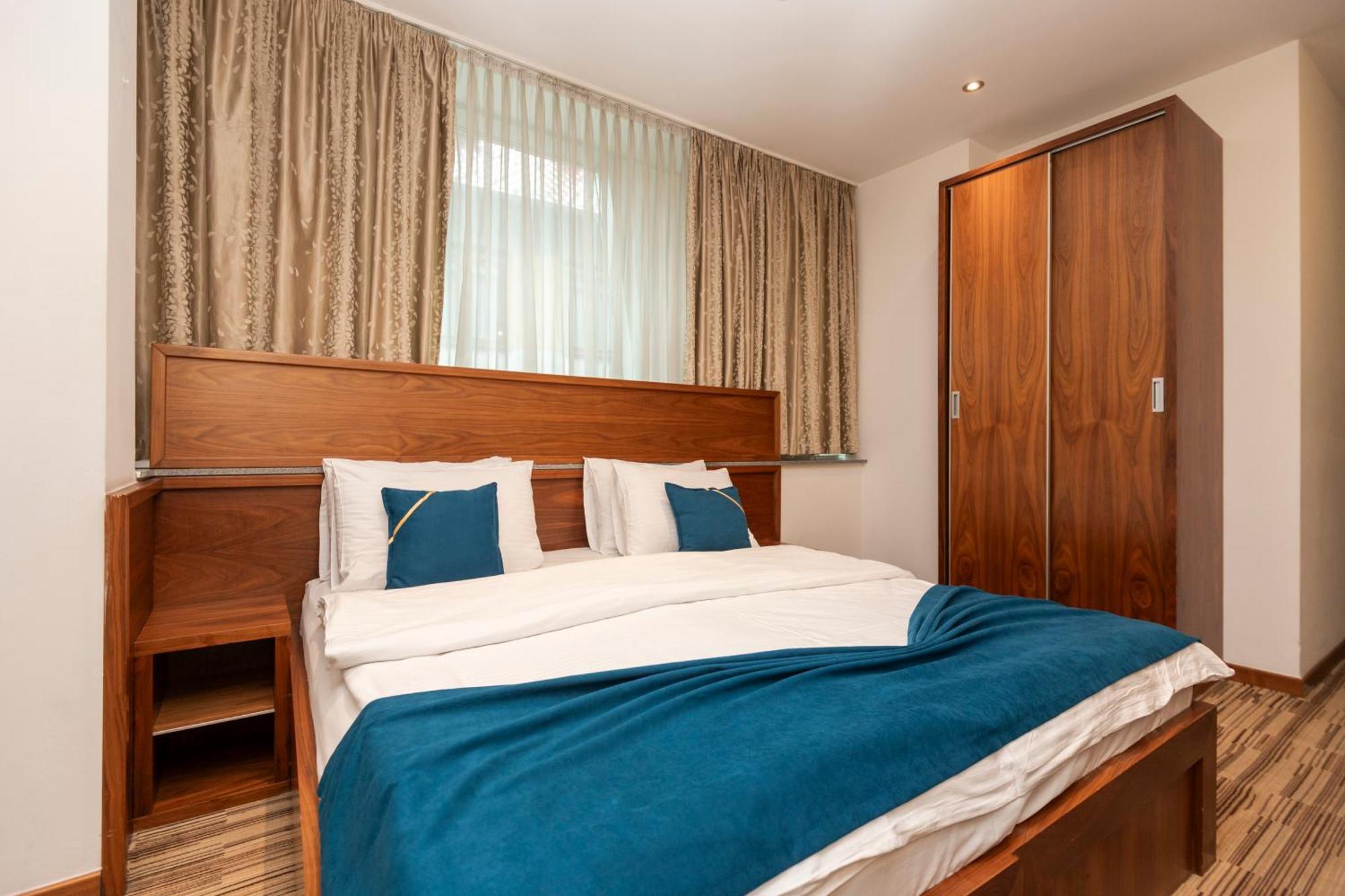 Hotel Bistrik City Center SJJ Esterno foto