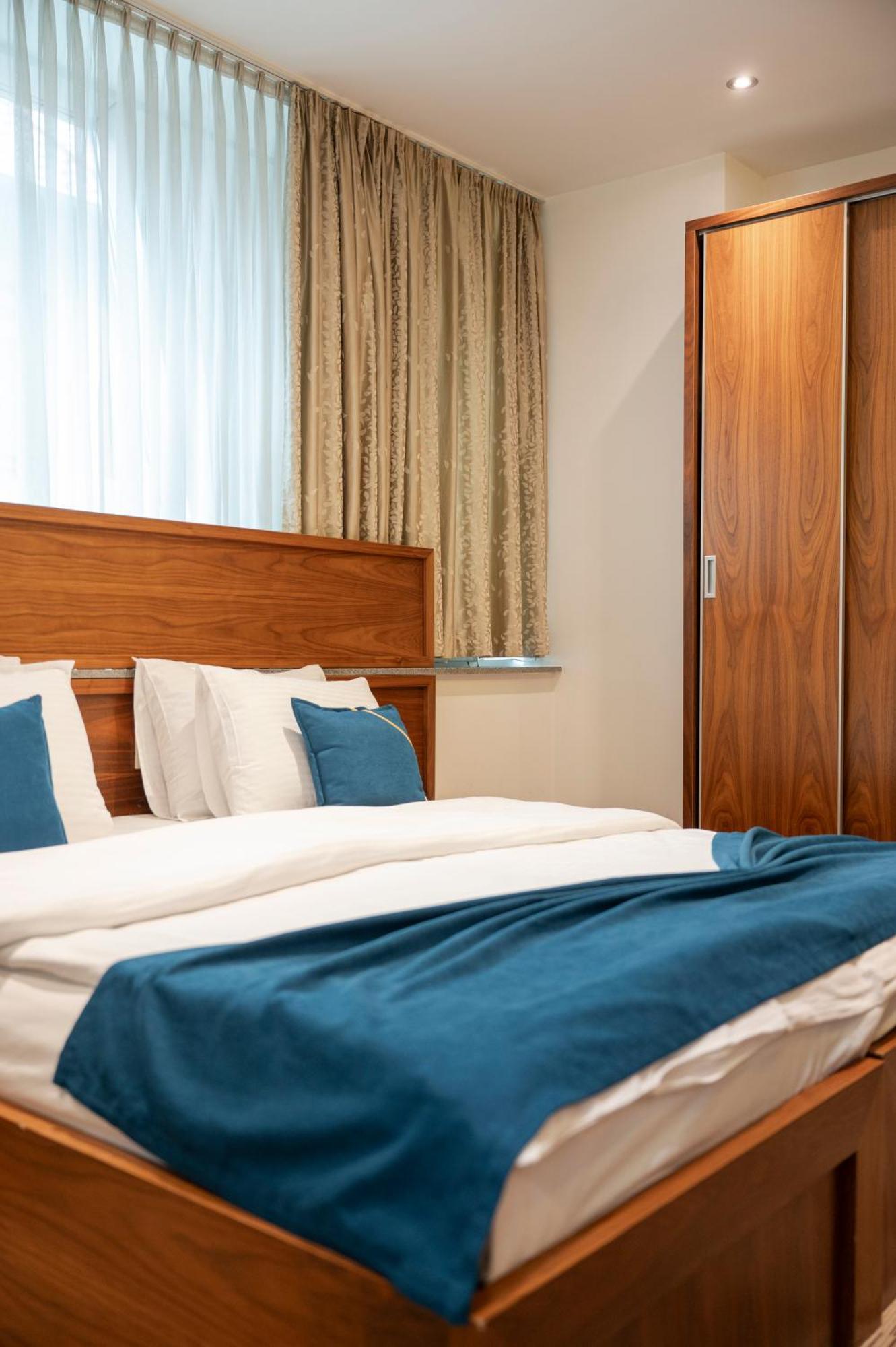 Hotel Bistrik City Center SJJ Esterno foto