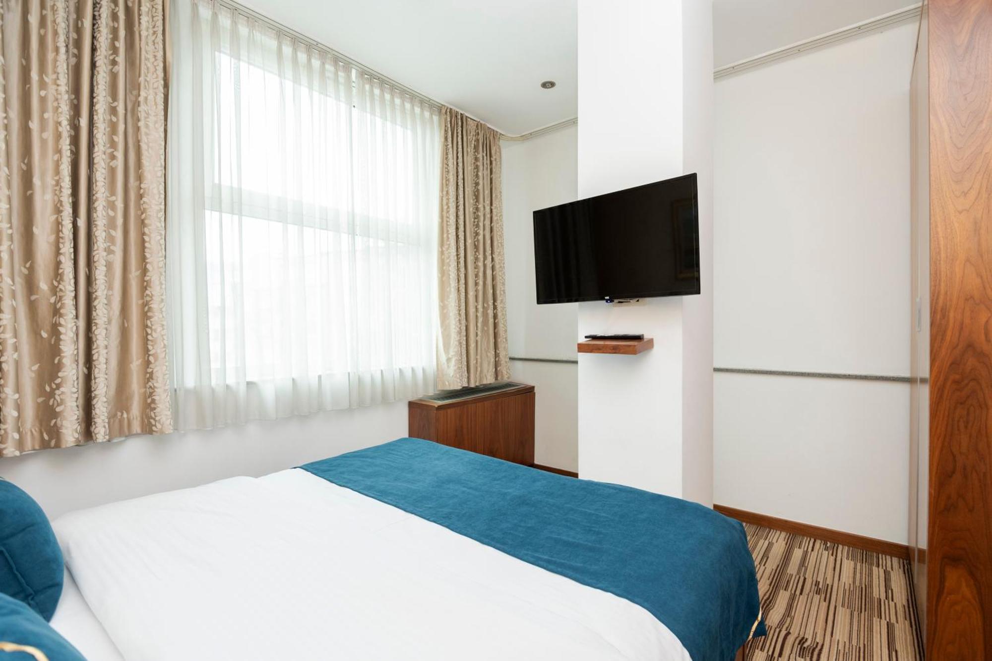 Hotel Bistrik City Center SJJ Esterno foto