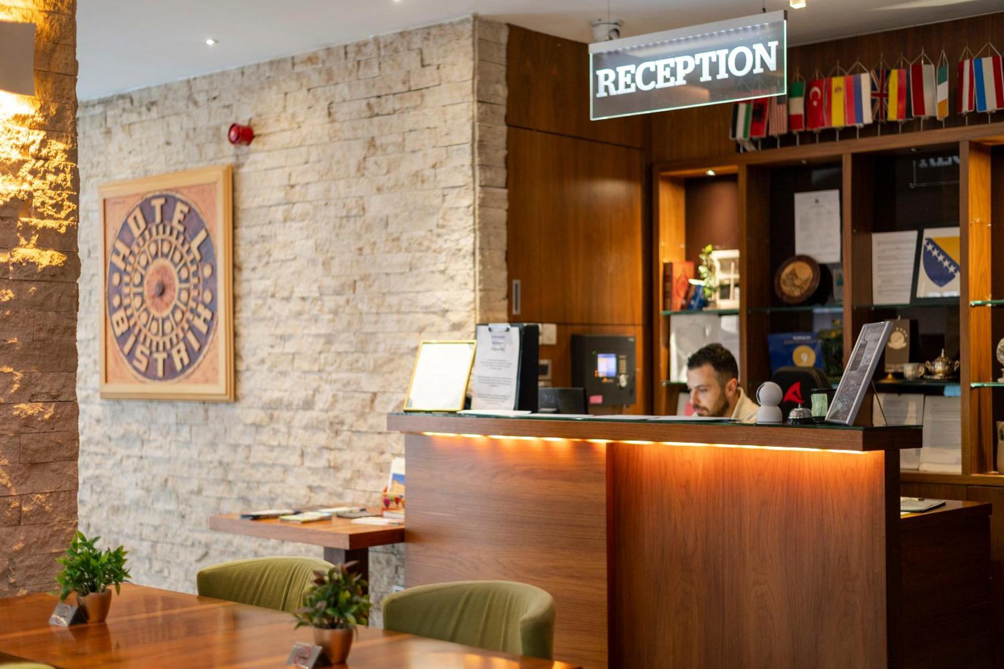 Hotel Bistrik City Center SJJ Esterno foto